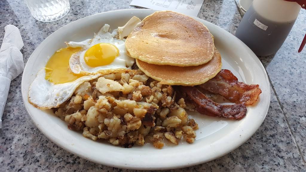 Tony’s Place | restaurant | 1401 H St NE, Washington, DC 20002, USA | 2023962482 OR +1 202-396-2482