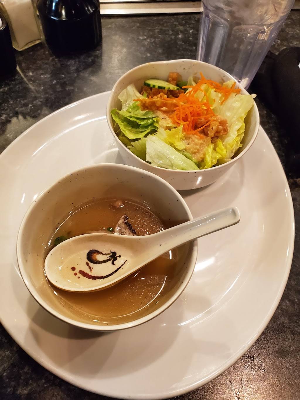 Kobe Steak House of Japan | restaurant | 8760 W 21st St, Wichita, KS 67205, USA | 3165583331 OR +1 316-558-3331