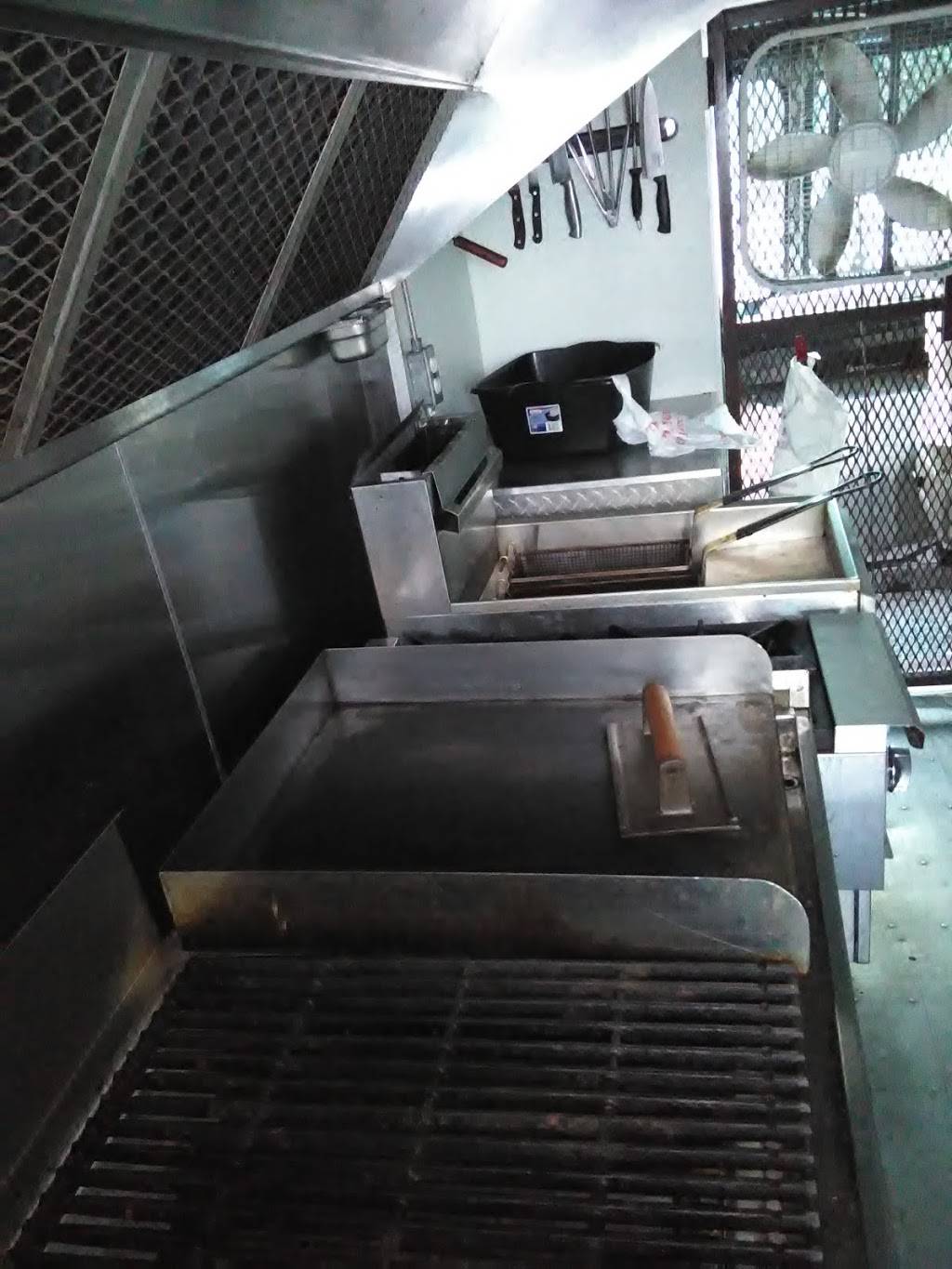 Hotdogs Marina | meal takeaway | 1810 NW 21st Terrace, Miami, FL 33142, USA | 7862858660 OR +1 786-285-8660