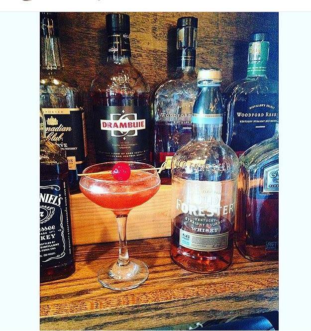 Foundry Lounge | night club | 1738 Elmwood Ave, Buffalo, NY 14207, USA | 7162409693 OR +1 716-240-9693