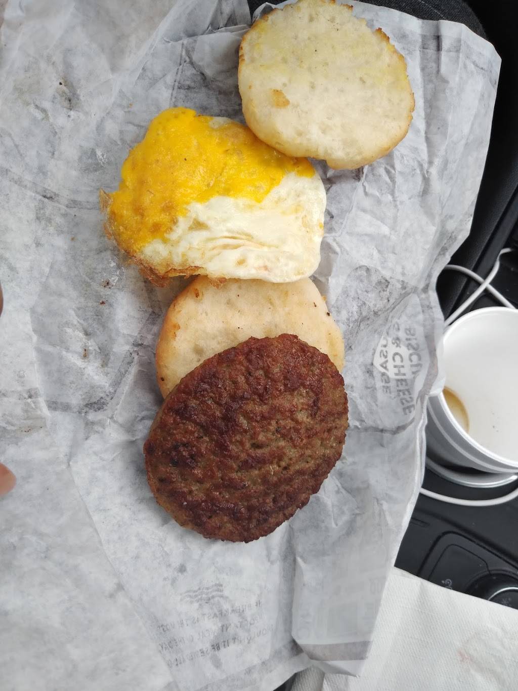 Jack in the Box | restaurant | 18441 N 7th St, Phoenix, AZ 85022, USA | 6022965152 OR +1 602-296-5152