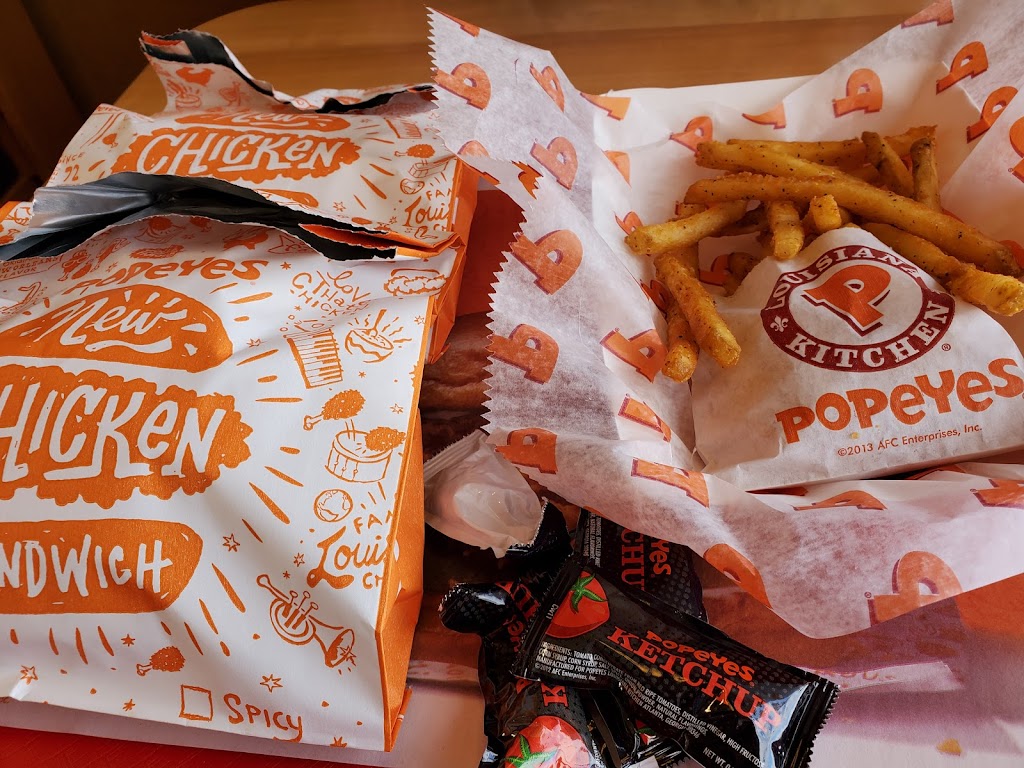 Popeyes Louisiana Kitchen | restaurant | 700 W Rice St, Blythe, CA 92225, USA | 7609224582 OR +1 760-922-4582