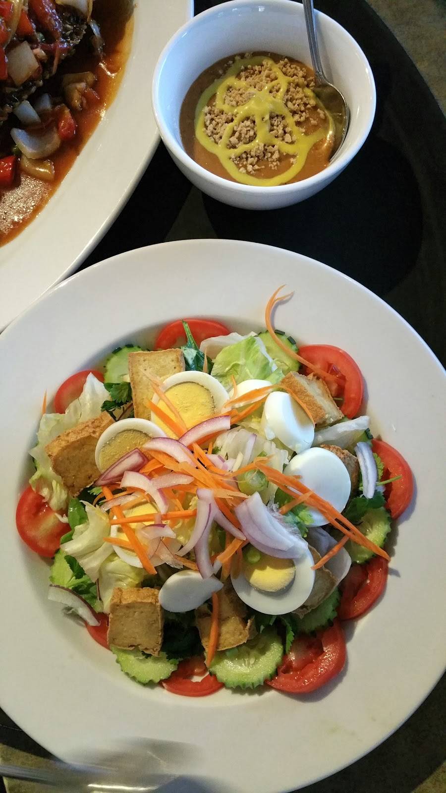 Pinto Thai Bistro | restaurant | 9700 Fairway Dr #100, Roseville, CA 95678, USA | 9167801500 OR +1 916-780-1500