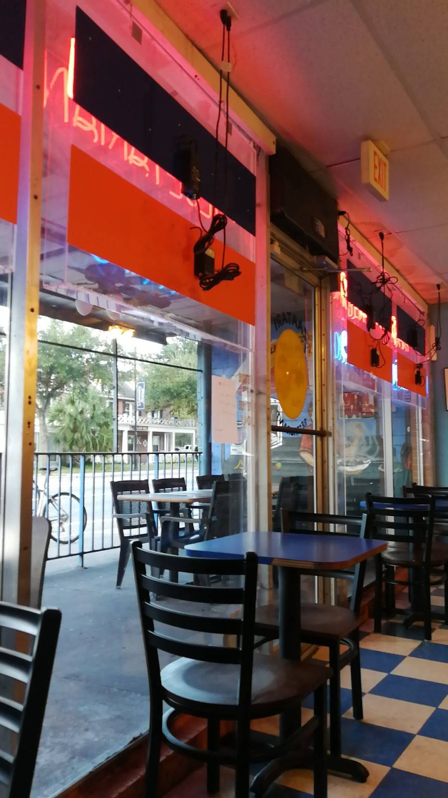 Gyro Plus | restaurant | 2409 SW 13th St, Gainesville, FL 32608, USA | 3523365323 OR +1 352-336-5323