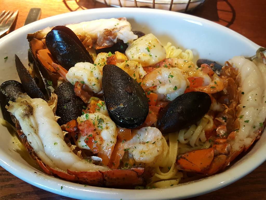 Red Lobster | restaurant | 26320 US-19, Clearwater, FL 33761, USA | 7277993816 OR +1 727-799-3816