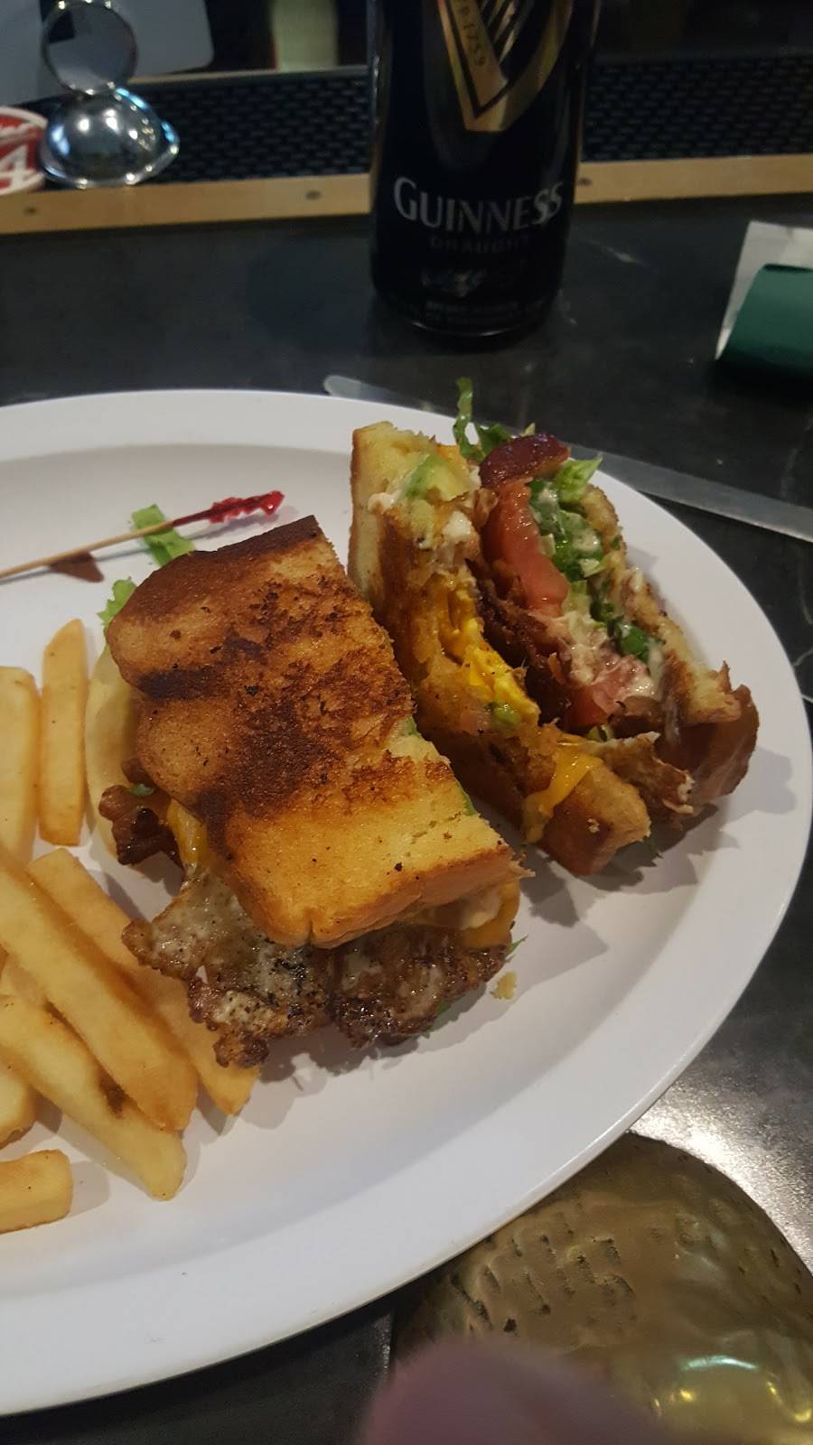 Brass Monkey Pub West Allis | restaurant | 11904 W Greenfield Ave, West Allis, WI 53214, USA | 4144766099 OR +1 414-476-6099