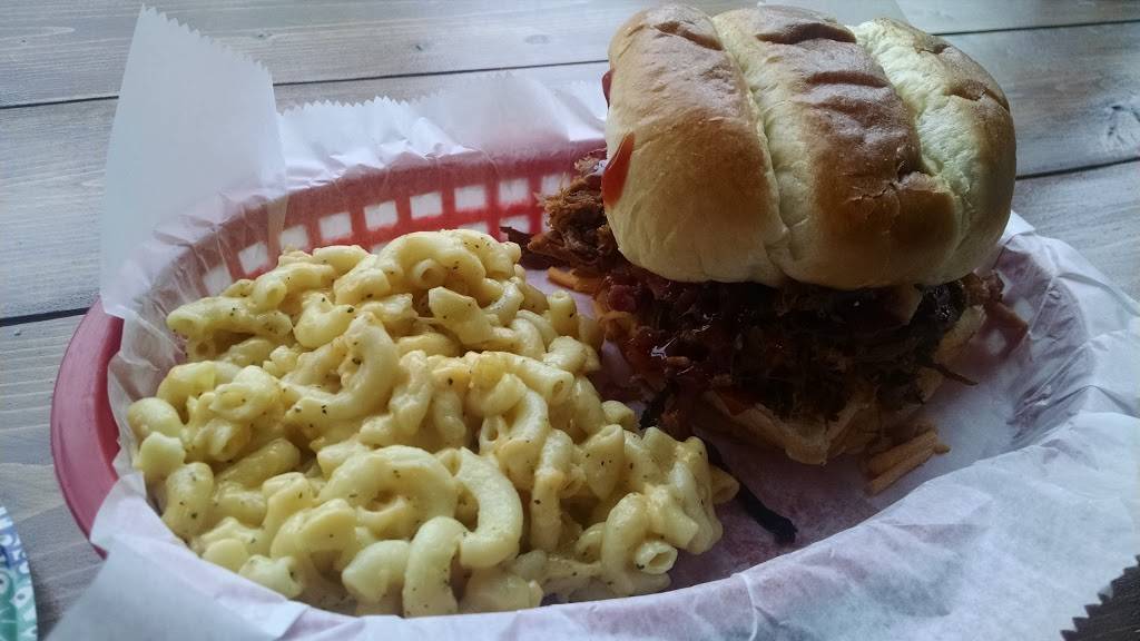 Yummy Bones Barbecue Port Washington | restaurant | 210 N Franklin St, Port Washington, WI 53074, USA | 2622689221 OR +1 262-268-9221