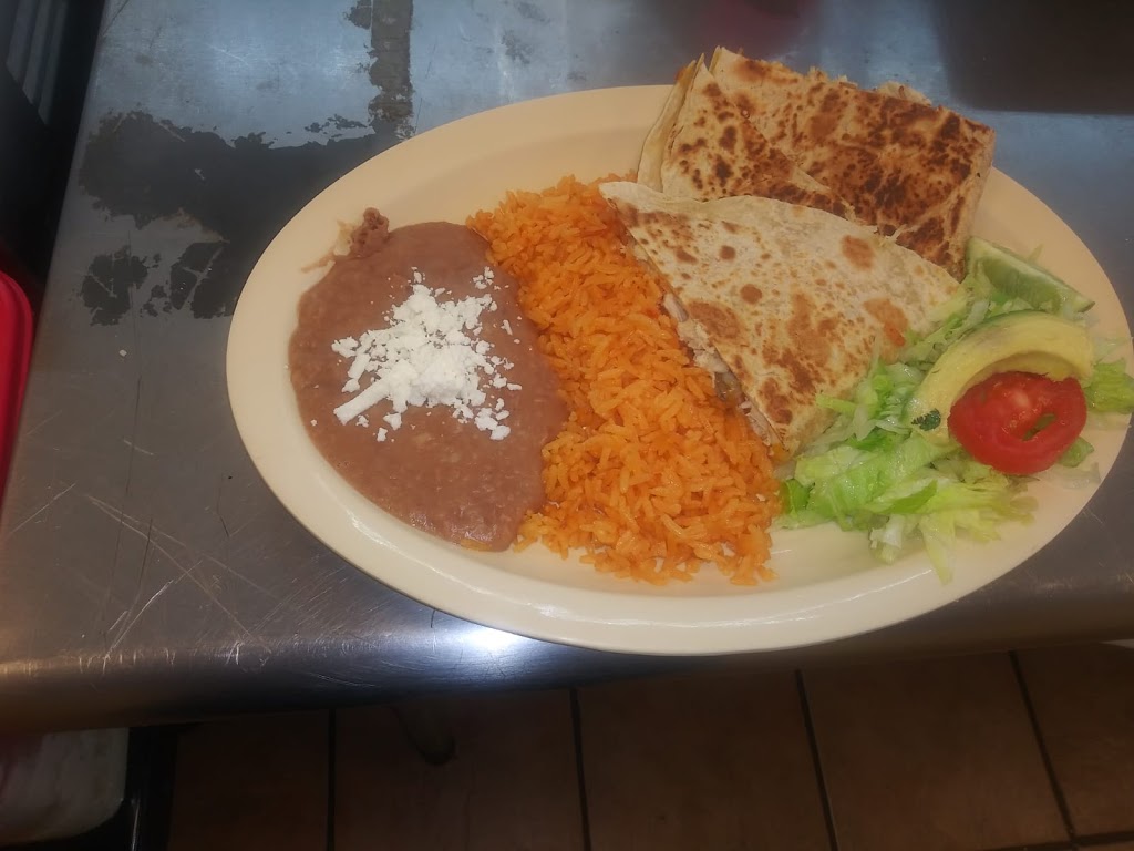 Taquería y pupuseria el chapin | restaurant | 314 S Barnes Dr, Garland, TX 75042, USA | 2144317643 OR +1 214-431-7643
