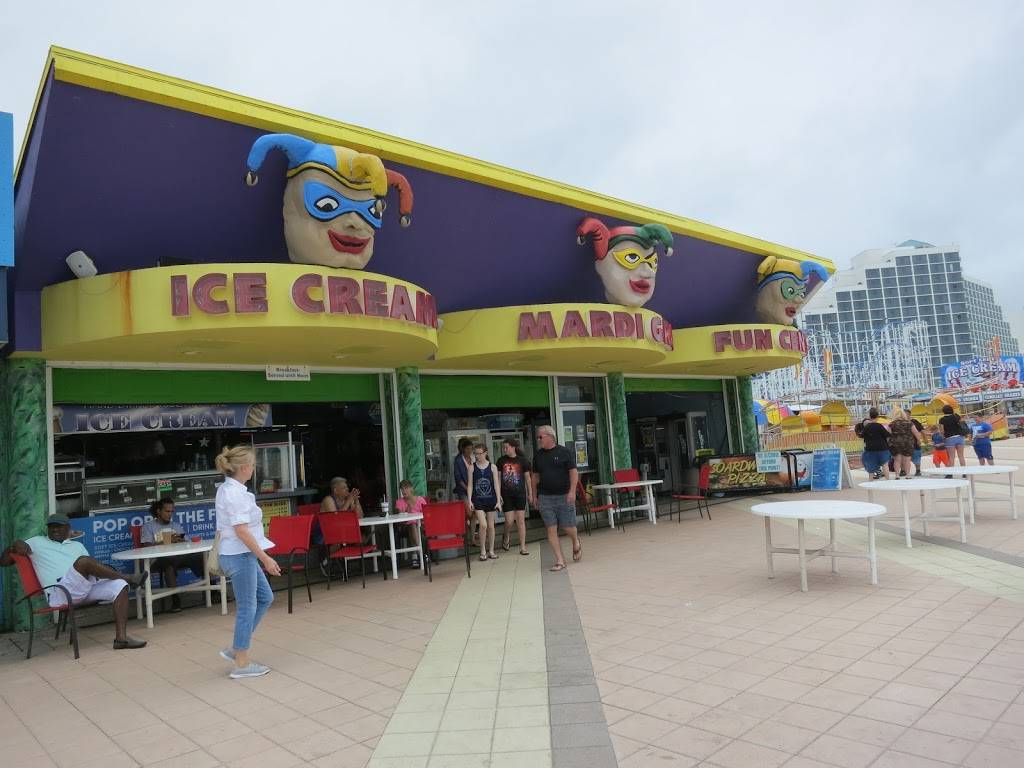 Mardigras Snack Bar | restaurant | 12 Ocean Ave, Daytona Beach, FL 32118, USA | 3862531179 OR +1 386-253-1179