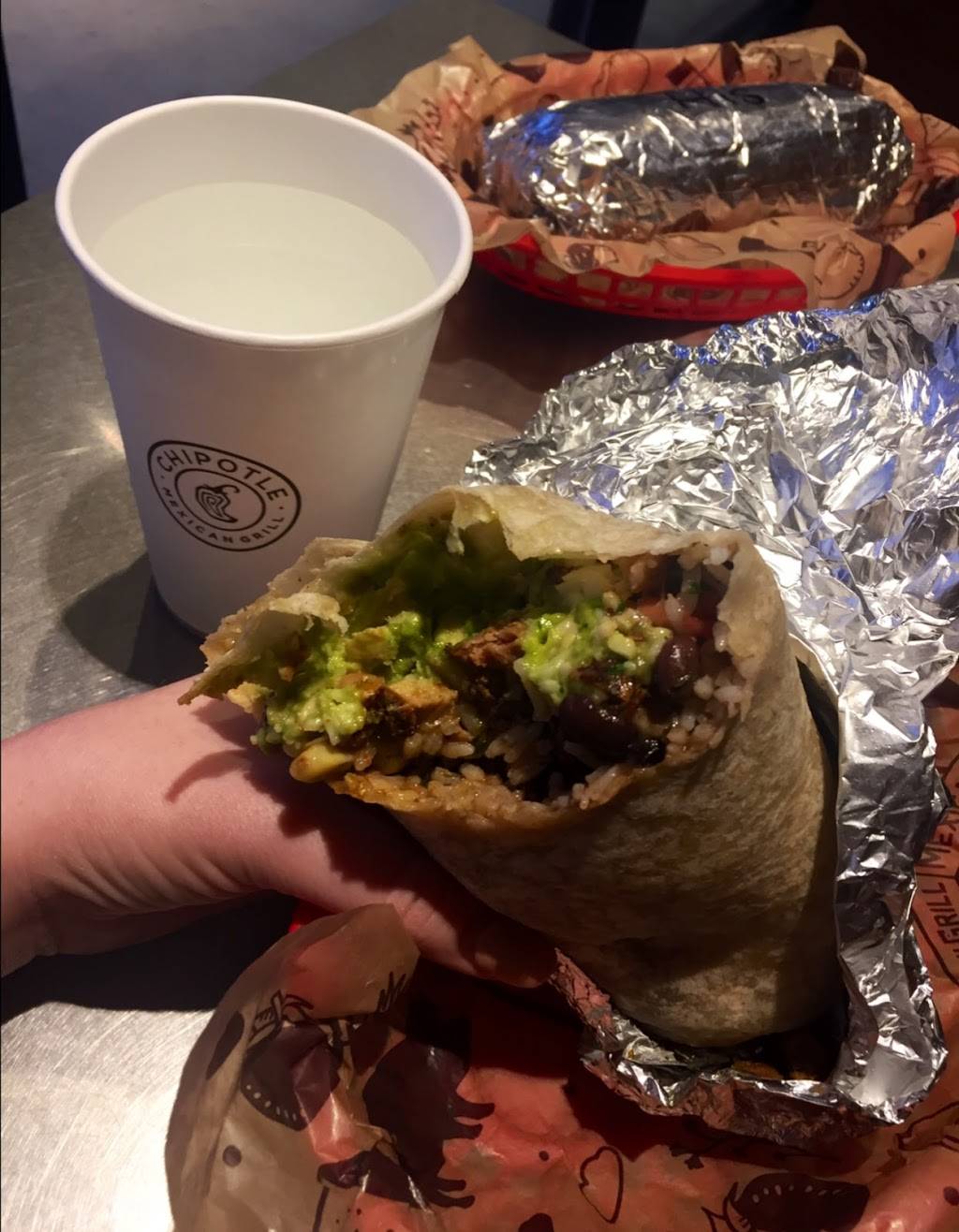 Chipotle Mexican Grill | restaurant | 1209 N Main St Ste D, Summerville, SC 29483, USA | 8438714678 OR +1 843-871-4678