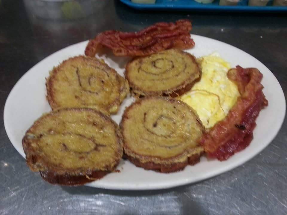 Maxims Restaurant & Lounge | restaurant | 7205 Broadway, Merrillville, IN 46410, USA | 2197959520 OR +1 219-795-9520