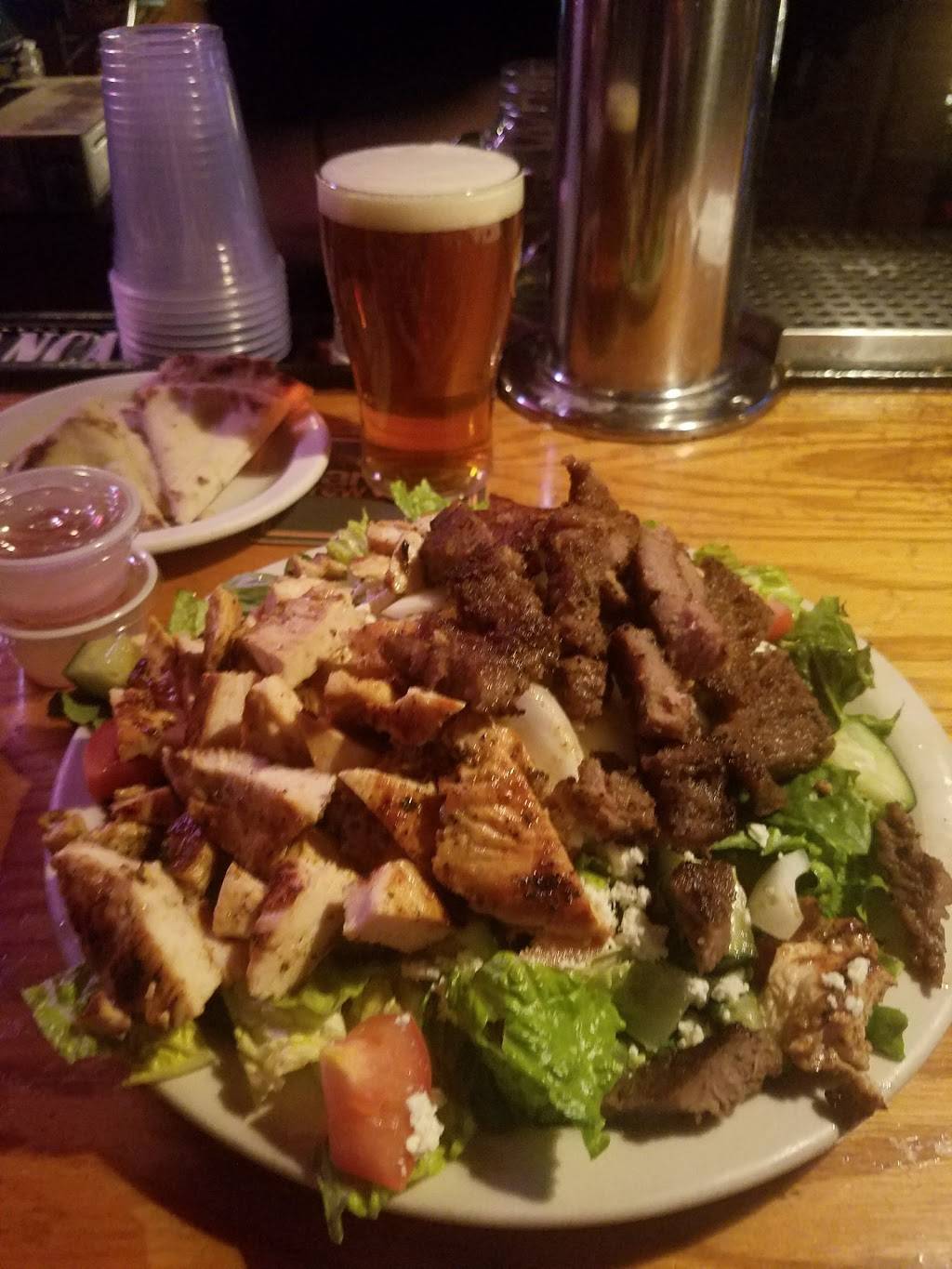 Attic On Adams | restaurant | 1701 Adams St, Toledo, OH 43604, USA | 4192435350 OR +1 419-243-5350