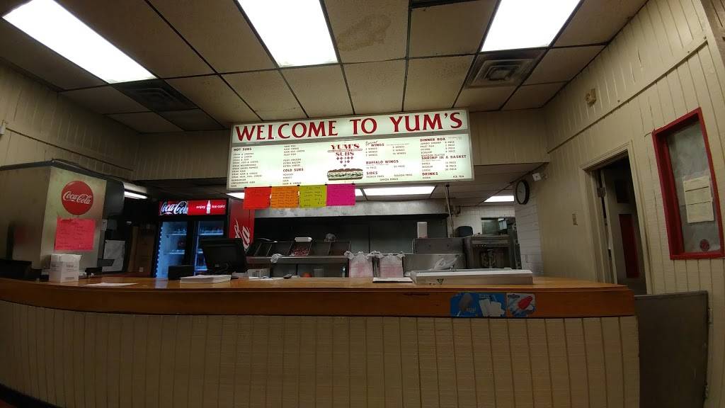Yums Subs | restaurant | 4571 Elvis Presley Blvd, Memphis, TN 38116, USA | 9013969867 OR +1 901-396-9867