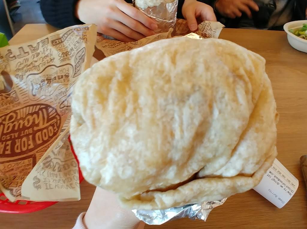 Chipotle Mexican Grill | restaurant | 601 Oscar Robertson Blvd, Indianapolis, IN 46202, USA | 3178228106 OR +1 317-822-8106