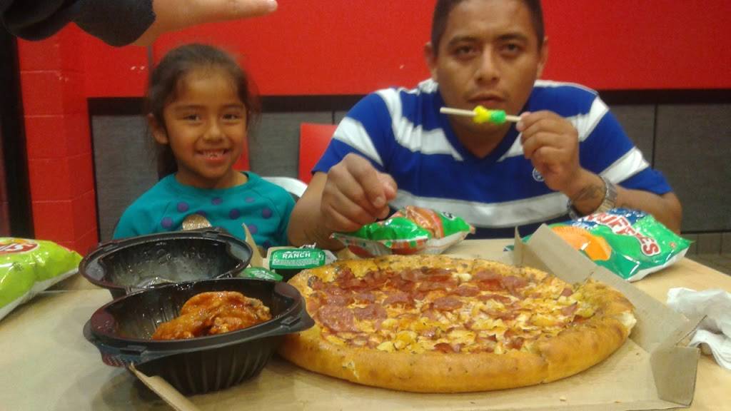 Pizza Hut | restaurant | 6660 Sunset Blvd, Hollywood, CA 90028, USA | 3234674466 OR +1 323-467-4466