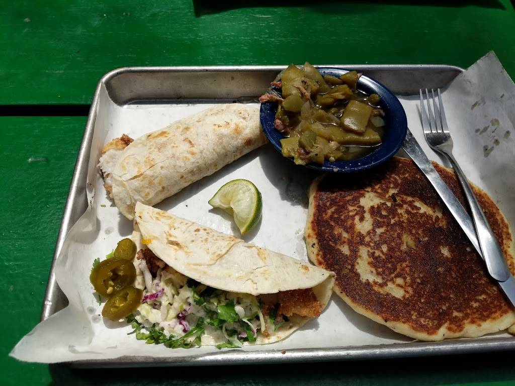 Martins Bar-B-Que Joint | restaurant | 410 4th Ave S, Nashville, TN 37201, USA | 6152880880 OR +1 615-288-0880