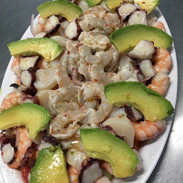 mariscos el nacho | restaurant | 1560 Yosemite Pkwy, Merced, CA 95341, USA | 2096265358 OR +1 209-626-5358