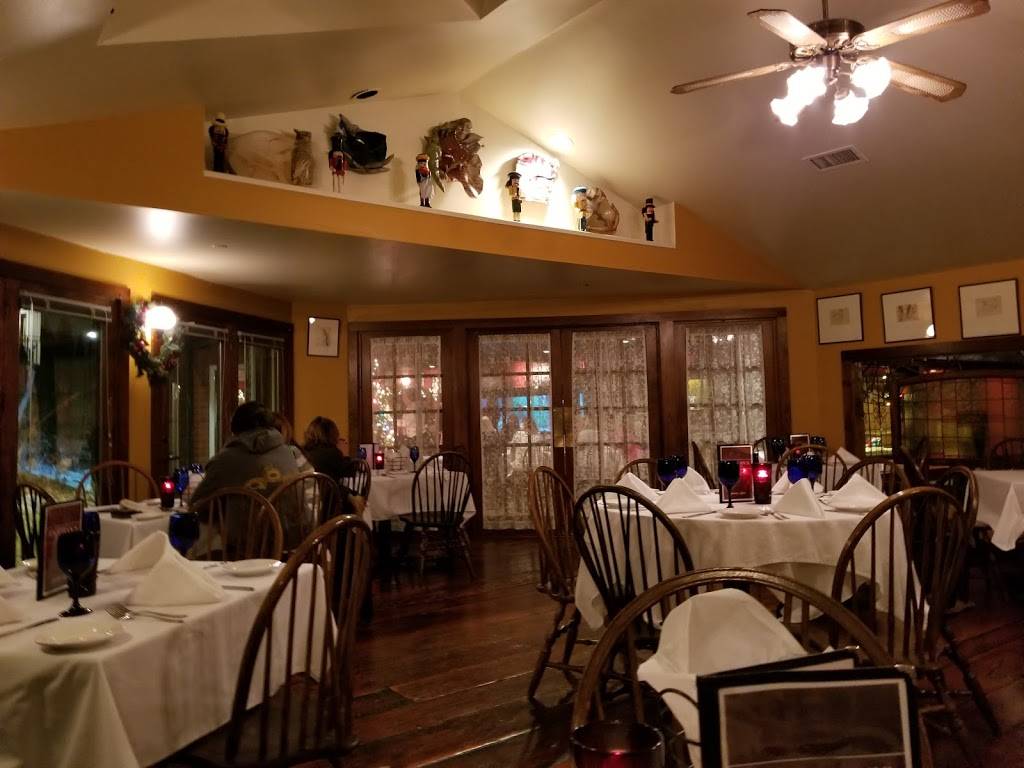 Jonathans Ogunquit | restaurant | 92 Bourne Ln, Ogunquit, ME 03907, USA | 2076464777 OR +1 207-646-4777