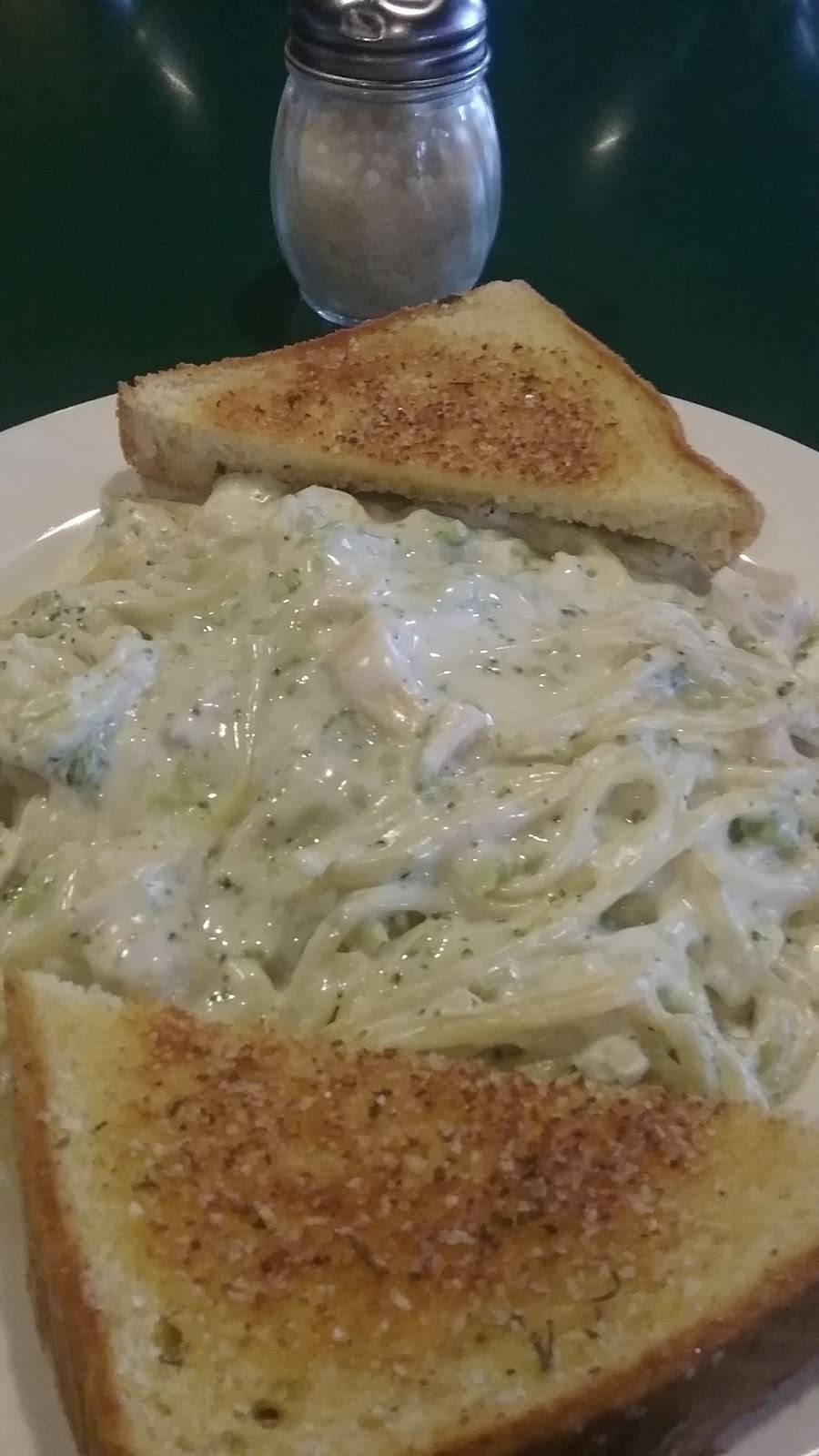 Archeys Bar & Grill | restaurant | 5575 Oak St, Onondaga, MI 49264, USA | 5176283340 OR +1 517-628-3340