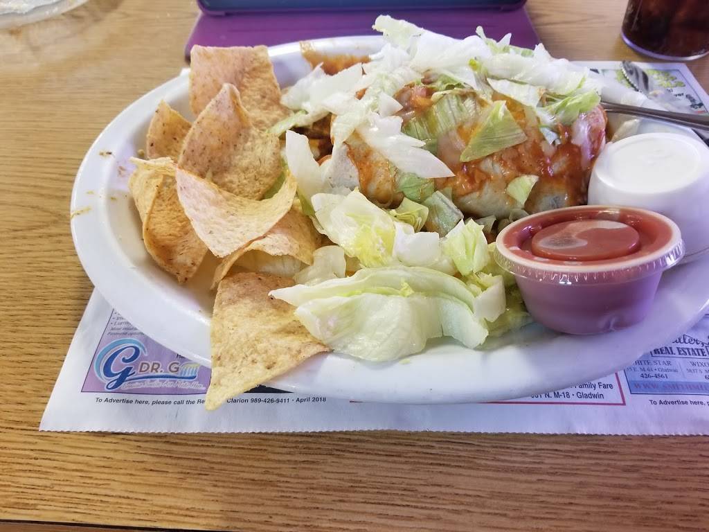 Family Diner | restaurant | 711 N Silverleaf St, Gladwin, MI 48624, USA | 9894268141 OR +1 989-426-8141