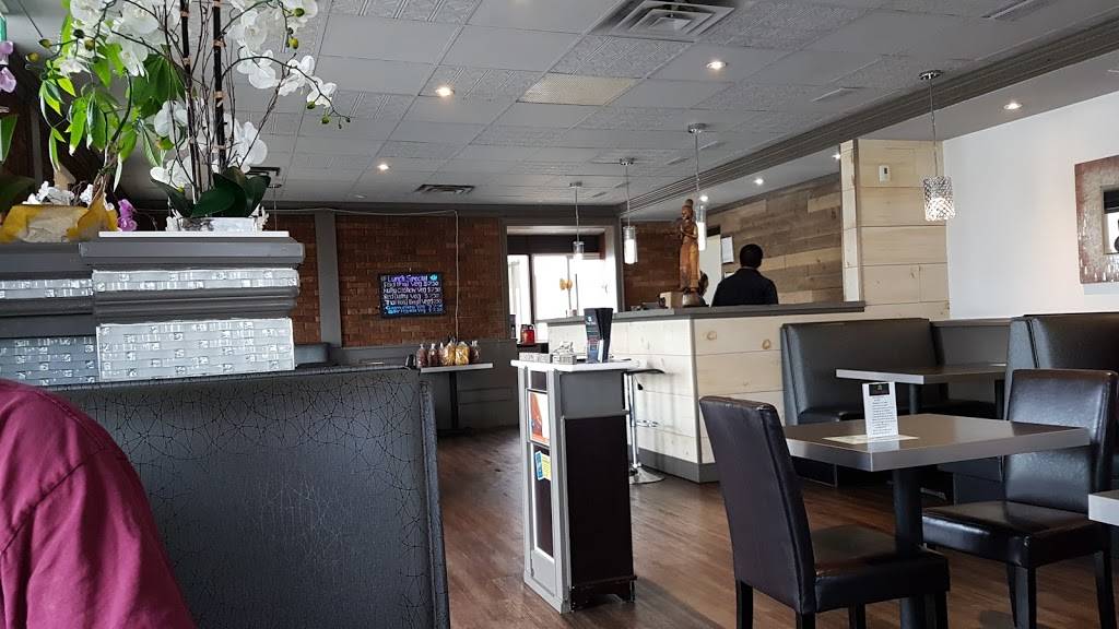 Thai Hut Restaurant | restaurant | 641 Erie St, Stratford, ON N5A 2N9, Canada | 5192736488 OR +1 519-273-6488