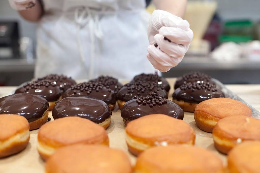 Blue Star Donuts | bakery | 7709 SW Capitol Hwy #111c, Portland, OR 97219, USA | 9712668664 OR +1 971-266-8664