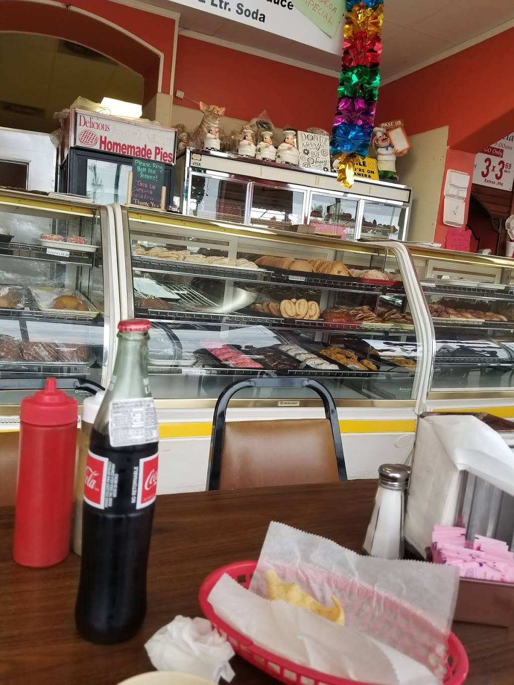 La Popular Bakery | restaurant | 6634 Binz-Engleman Rd, Converse, TX 78109, USA | 2106616105 OR +1 210-661-6105