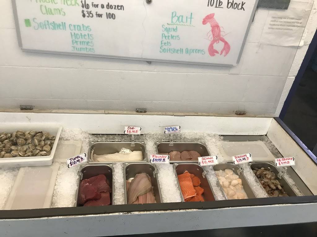 Capt Harrells Seafood | restaurant | 1910, 100, Wythe Creek Rd, Poquoson, VA 23662, USA | 7578689909 OR +1 757-868-9909