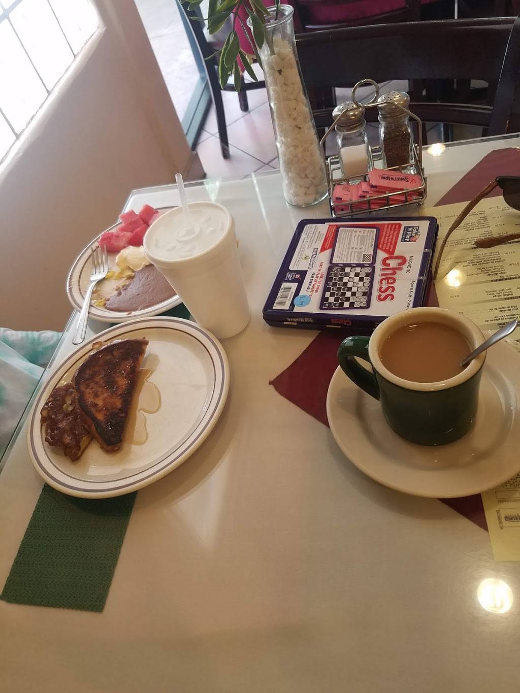 Restaurant Y Pupuseria Clavel | restaurant | 3010 E Los Angeles Ave, Simi Valley, CA 93065, USA | 8055263421 OR +1 805-526-3421