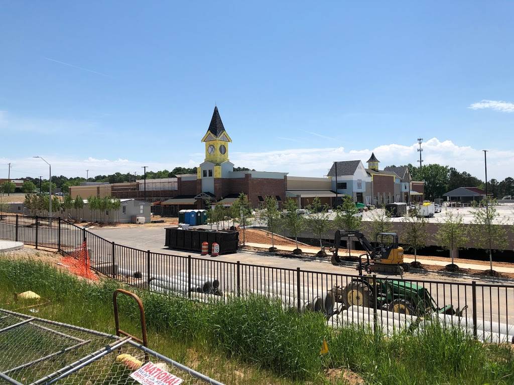 Midtown East | shopping mall | 2912 Wake Forest Rd, Raleigh, NC 27609, USA | 9198314900 OR +1 919-831-4900