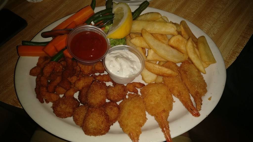 J.King Neptunes Restaurant | restaurant | 17115 Pacific Coast Hwy, Sunset Beach, CA 90742, USA | 5625924878 OR +1 562-592-4878