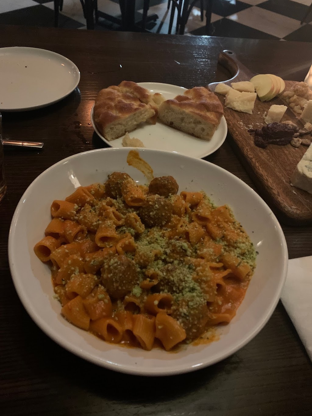 Angelenas Ristorante Italiano | restaurant | 101 E Intendencia St, Pensacola, FL 32502, USA | 8505428398 OR +1 850-542-8398