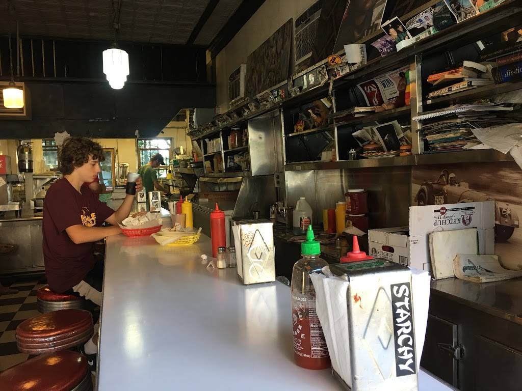 Wienery | restaurant | 414 Cedar Ave, Minneapolis, MN 55454, USA | 6123335798 OR +1 612-333-5798