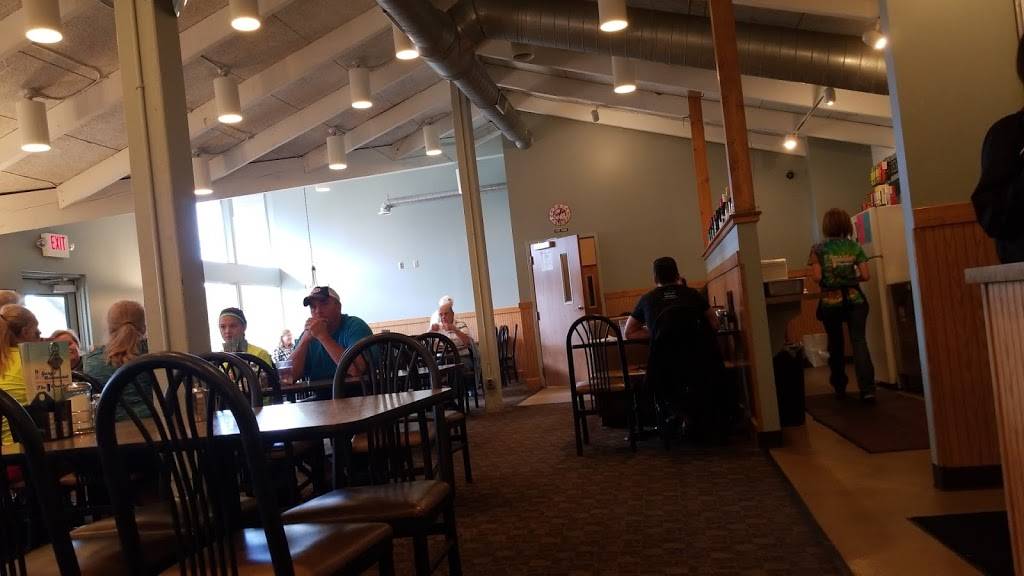 Garys Restaurant | restaurant | 906 E Colby St, Whitehall, MI 49461, USA | 2318941234 OR +1 231-894-1234