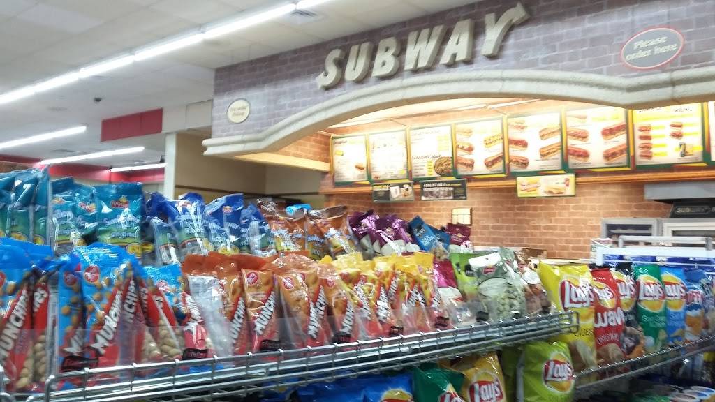 Subway | restaurant | 43 E CR 470, Lake Panasoffkee, FL 33538, USA | 3527931111 OR +1 352-793-1111