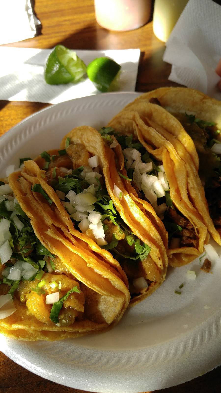 Carniceria Ramirez | restaurant | 2600 Bolton Rd NW, Atlanta, GA 30318, USA | 4043556132 OR +1 404-355-6132