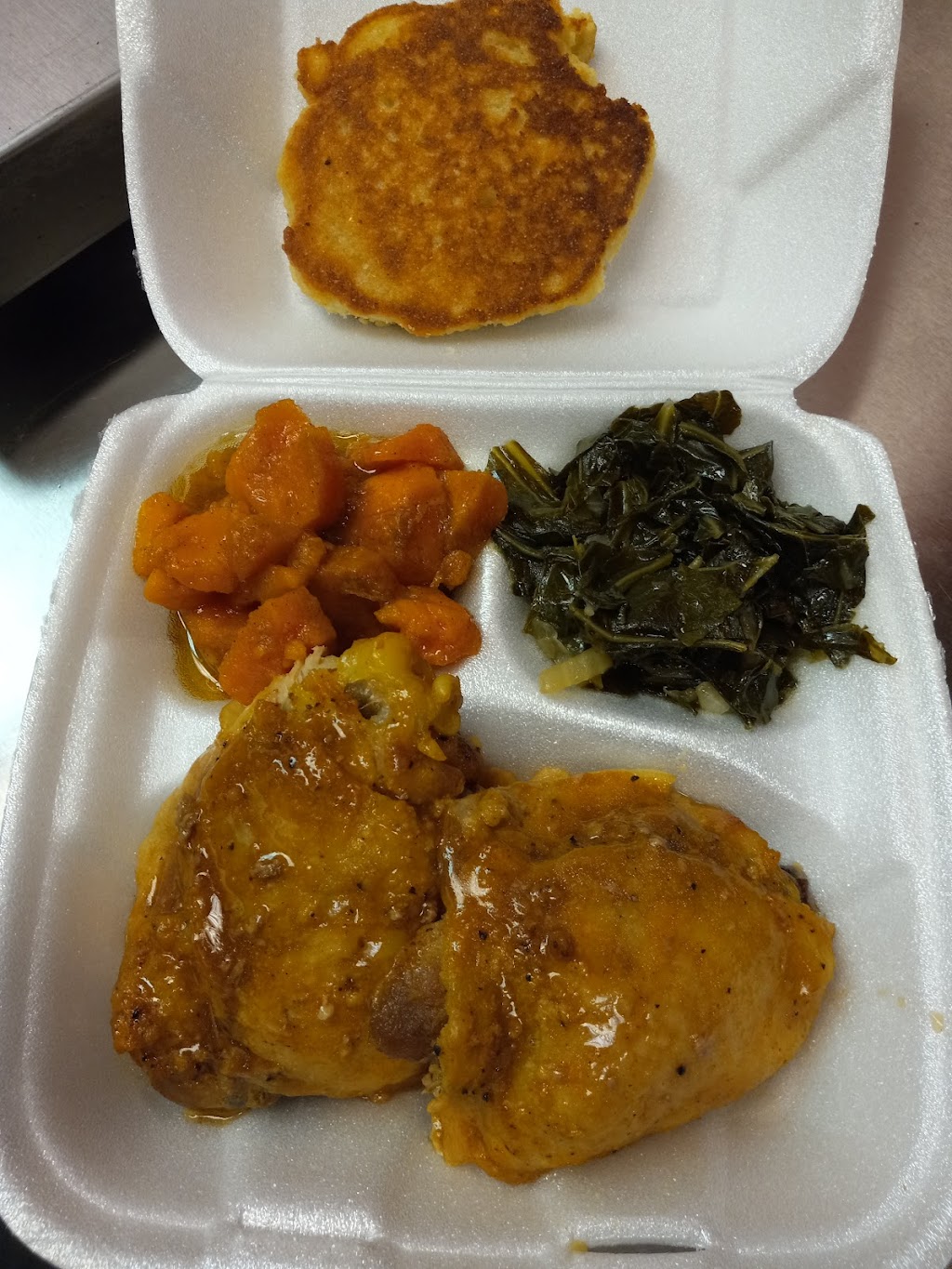 SelenaS Soul Food | restaurant | 1905 Goodman Rd W # 101, Horn Lake, MS 38637, USA | 6625366015 OR +1 662-536-6015