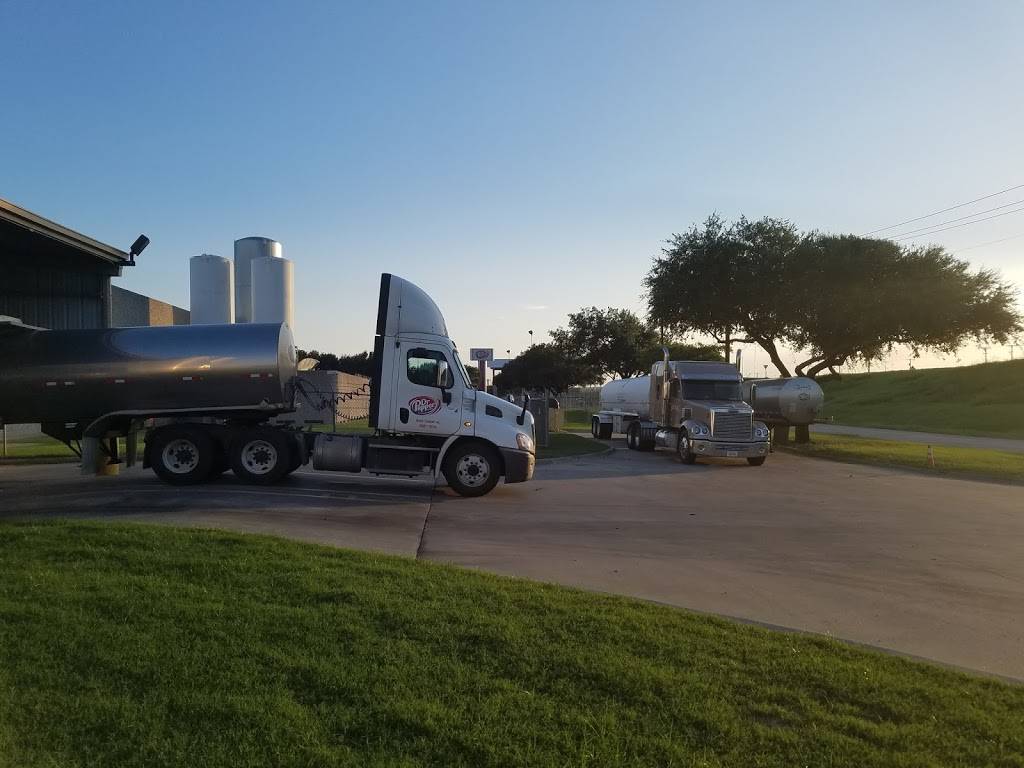 Dr Pepper Dallas-Fort Worth | restaurant | 2304 Century Center Blvd, Irving, TX 75062, USA | 8883773773 OR +1 888-377-3773