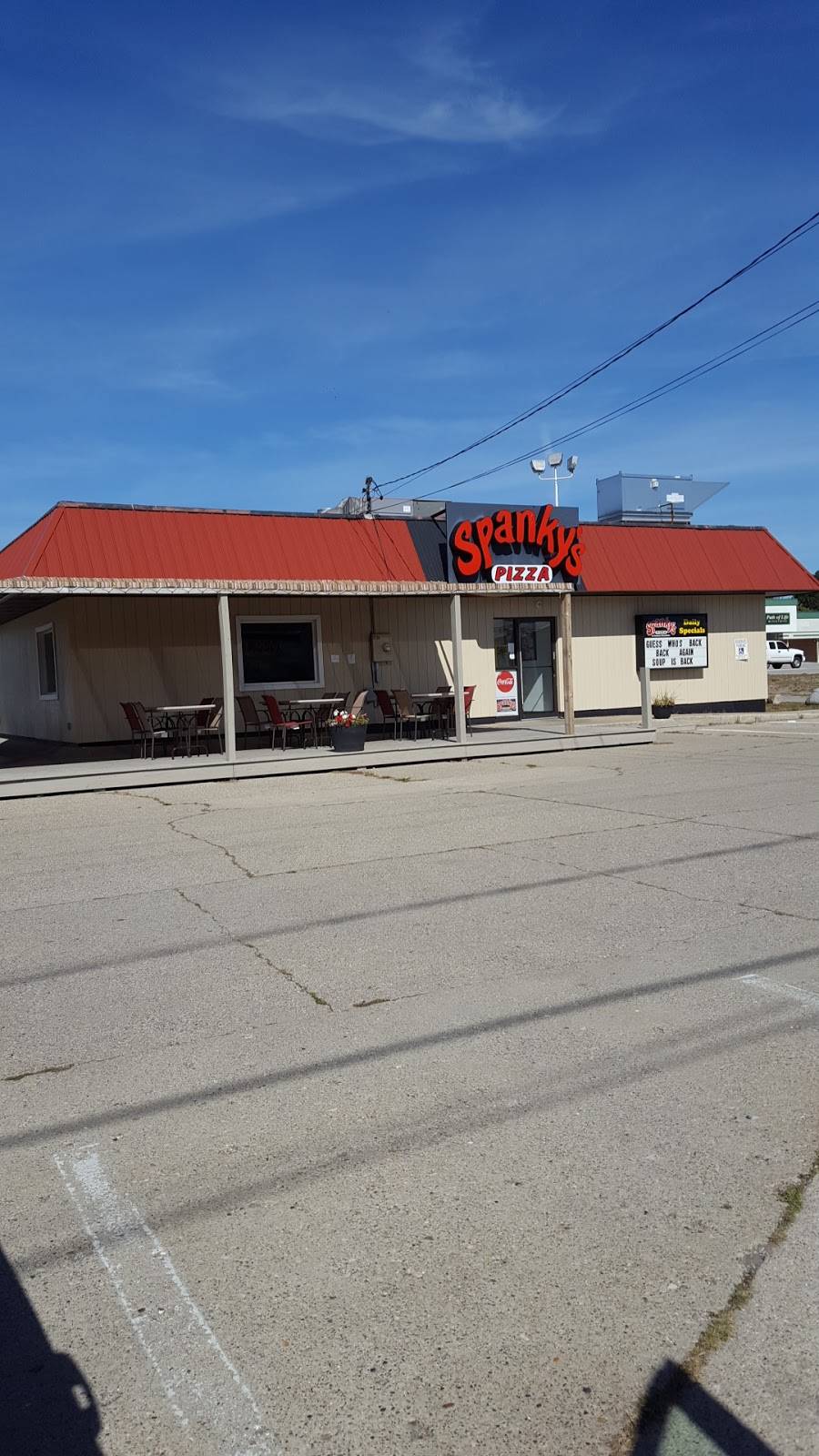 Spankys Pizza | restaurant | 5784 US-10, Ludington, MI 49431, USA | 2318437499 OR +1 231-843-7499