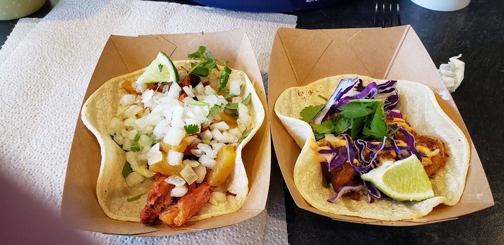 Rusty Taco | restaurant | 6515 W 104th Ave #100, Westminster, CO 80020, USA | 3034663093 OR +1 303-466-3093