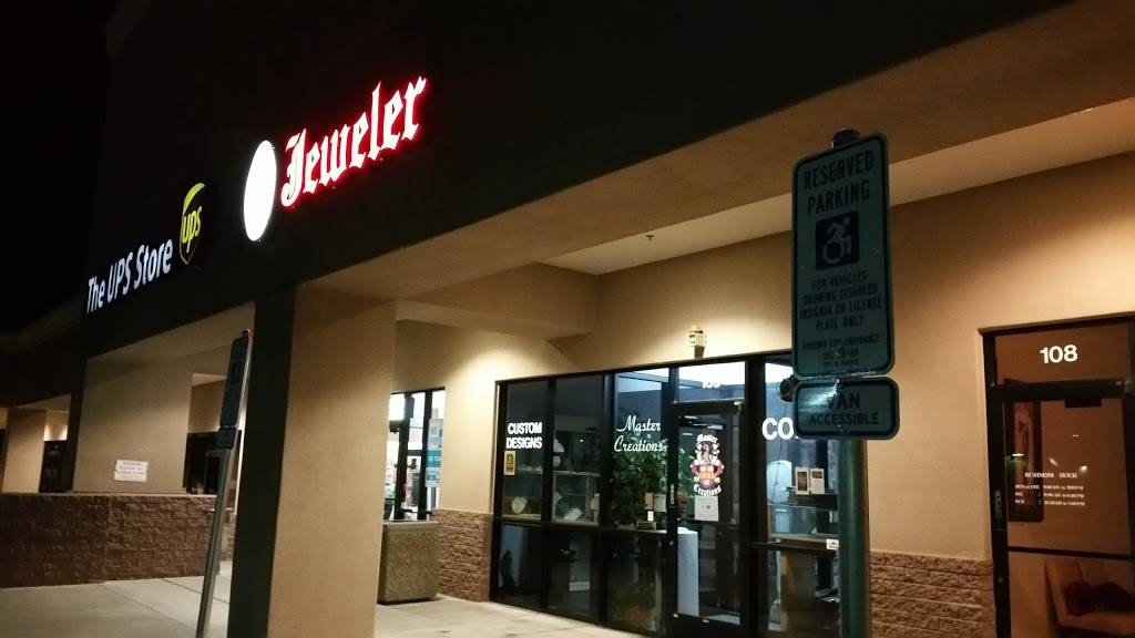 Pizza Hut | restaurant | 3145 E Chandler Blvd, Phoenix, AZ 85048, USA | 4807592428 OR +1 480-759-2428