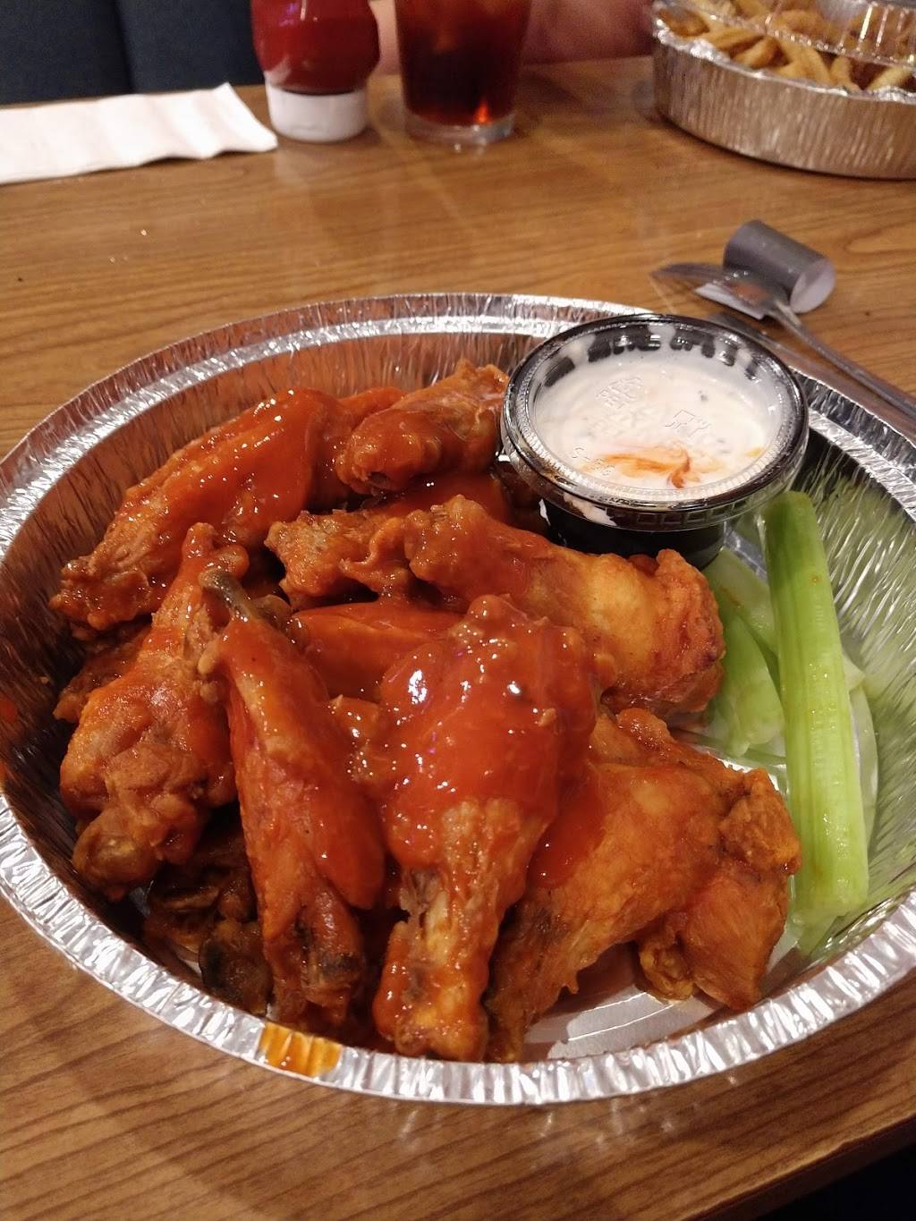 New Britain Inn | restaurant | 376 W Butler Ave, New Britain, PA 18901, USA | 2153481968 OR +1 215-348-1968