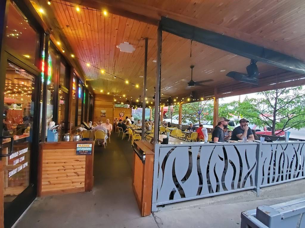 12 South Taproom and Grill | restaurant | 2318 12th Ave S, Nashville, TN 37204, USA | 6154637552 OR +1 615-463-7552