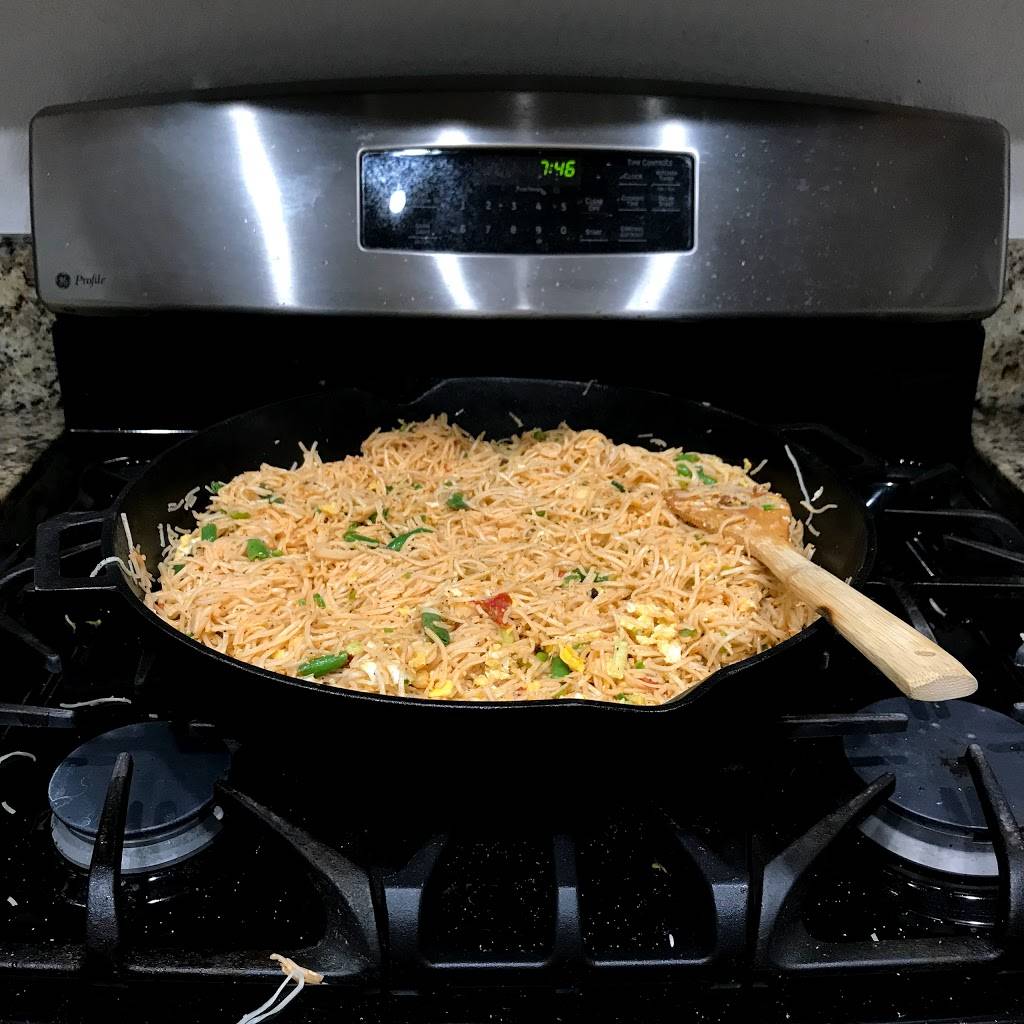 Pizza Hut | restaurant | 3161 Senter Rd, San Jose, CA 95111, USA | 4085781000 OR +1 408-578-1000