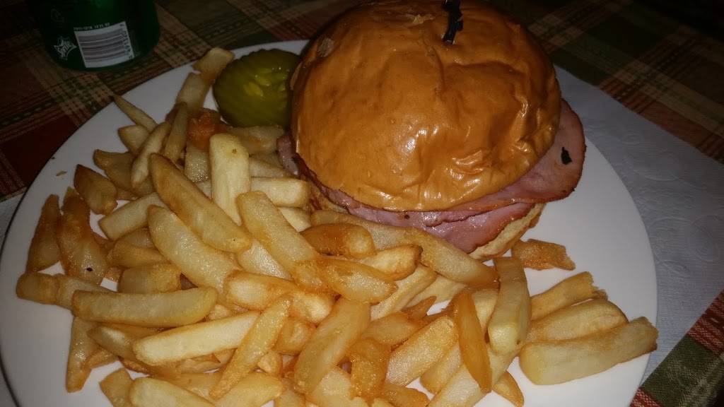 Genes Bar & Restaurant | restaurant | 1368 W Jarrettsville Rd, Forest Hill, MD 21050, USA | 4106922617 OR +1 410-692-2617