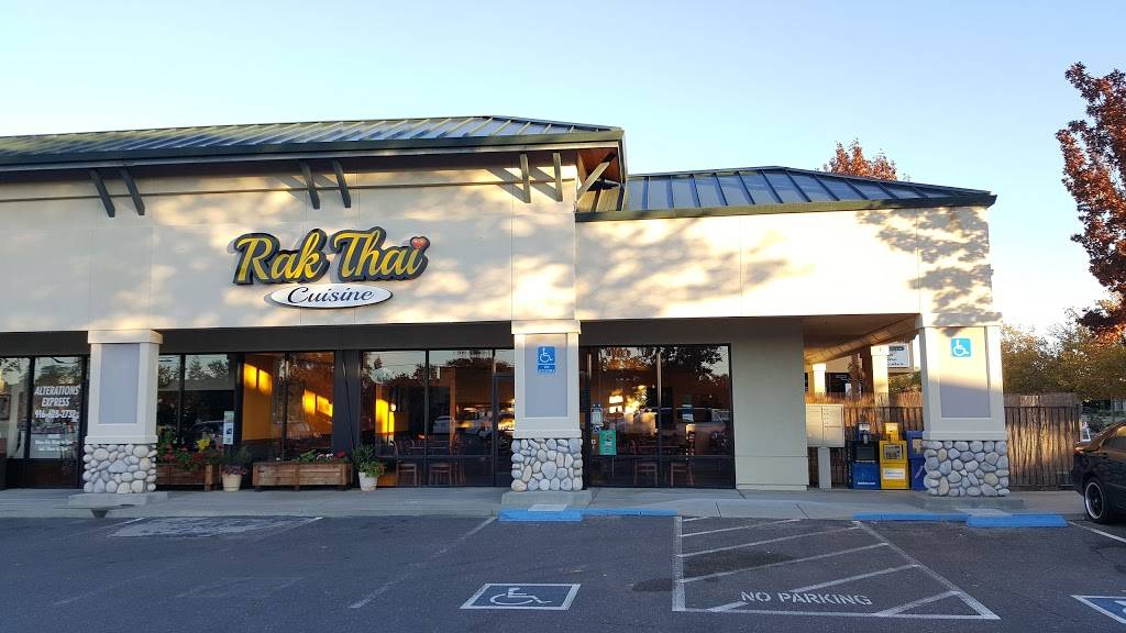 Rak Thai Cuisine | restaurant | 510 Natoma Station Dr #100, Folsom, CA 95630, USA | 9163558424 OR +1 916-355-8424