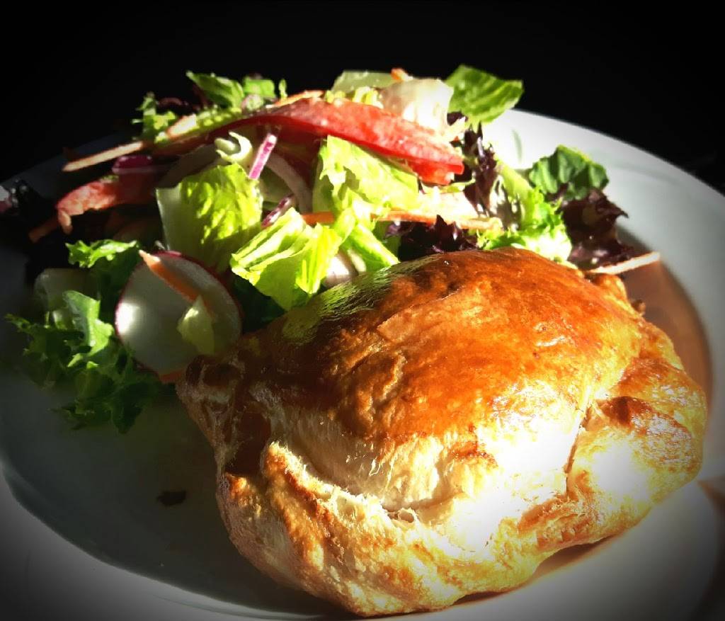 Duke & Devines | restaurant | 479 Boulevard Beaconsfield, Beaconsfield, QC H9W 4C3, Canada | 5146946731 OR +1 514-694-6731