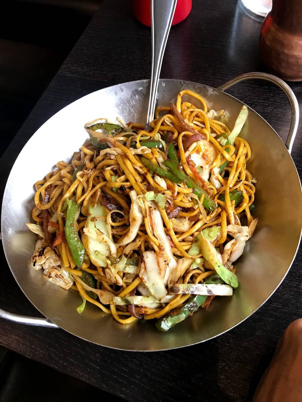 Himalayan Kitchen | restaurant | 1526 Queen St W, Toronto, ON M6R 1A4, Canada | 4165364138 OR +1 416-536-4138