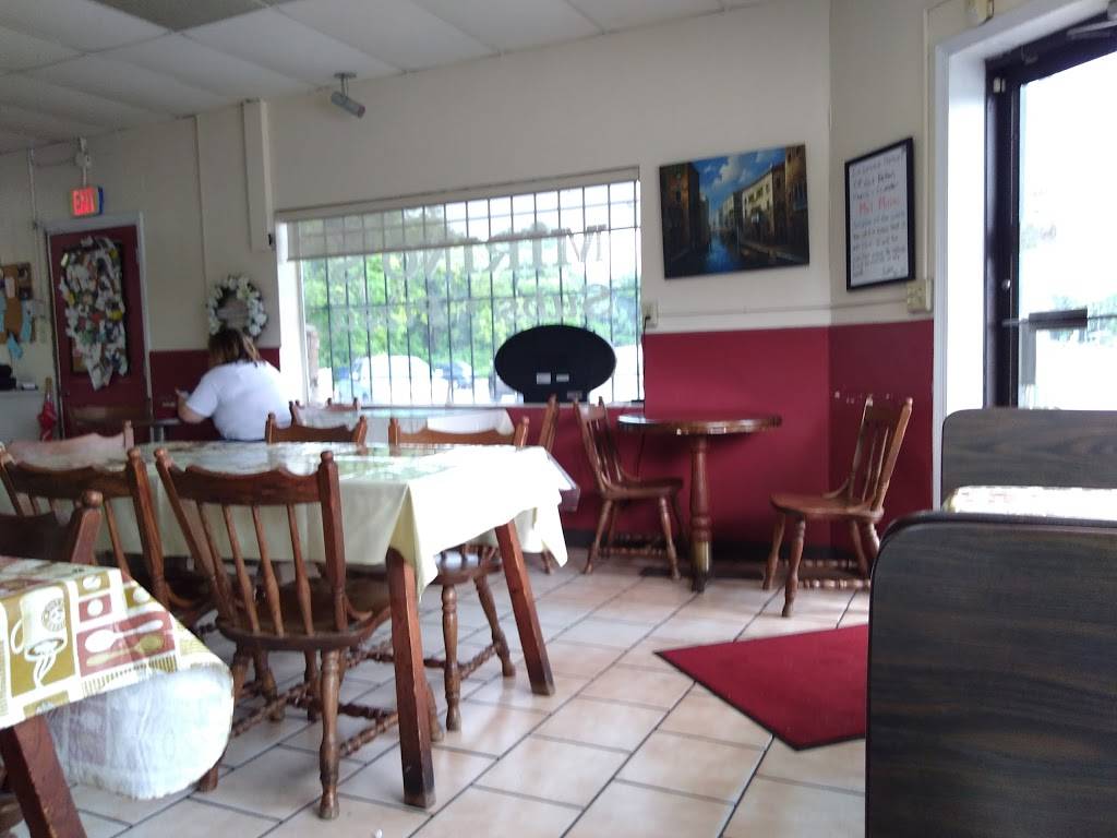 Mirinos Pizza & Subs | restaurant | 253 N Spring Garden Ave, DeLand, FL 32720, USA | 3867349724 OR +1 386-734-9724