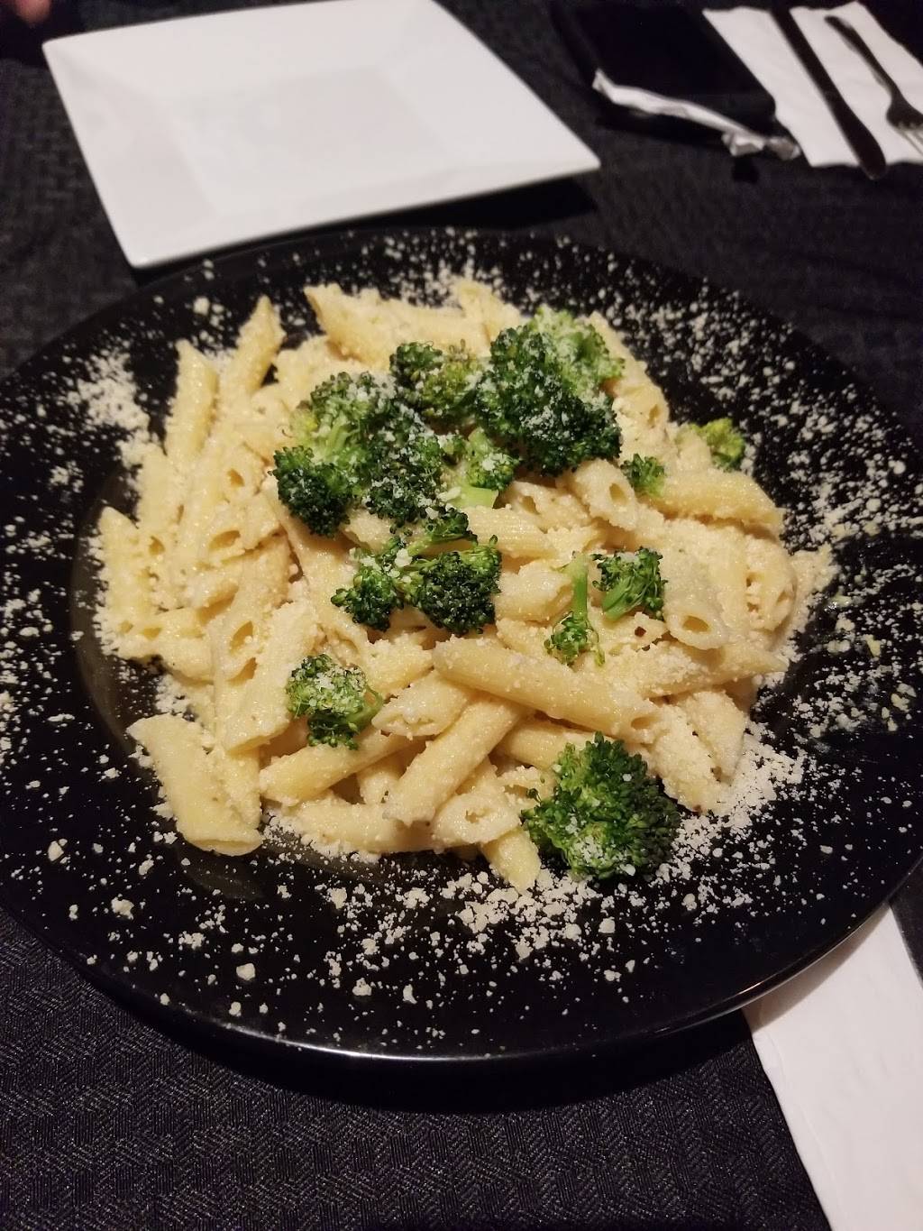 Major Toms Drop Zone | restaurant | 5842 Camp Rd, Hamburg, NY 14075, USA | 7166496100 OR +1 716-649-6100